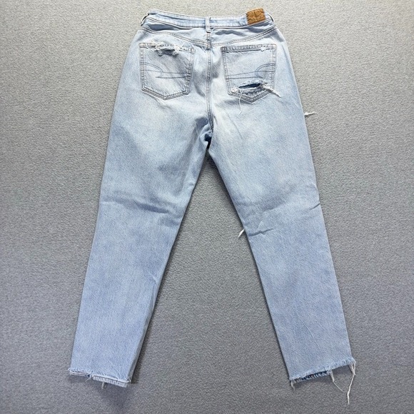 American Eagle Jeans Womens 4 Blue Mom High Rise Light Wash Distressed Denim - Picture 2 of 14